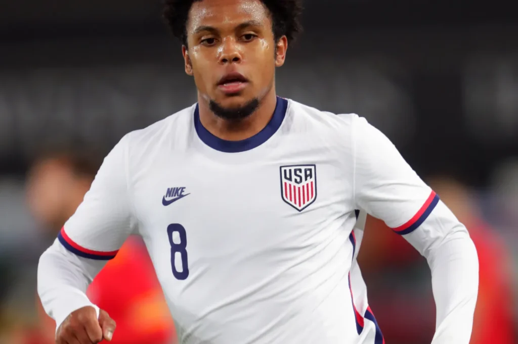 Weston McKennie – Chiến binh tuyến giữa không biết mệt mỏi