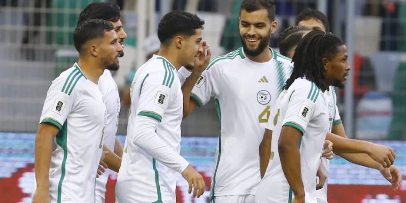 Algeria đối mặt thách thức về chiều sâu và độ tuổi đội hình