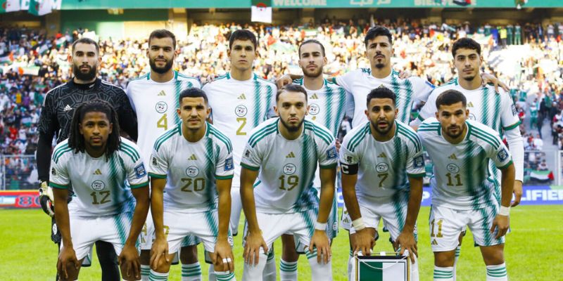 Teams photo of Algeria before match