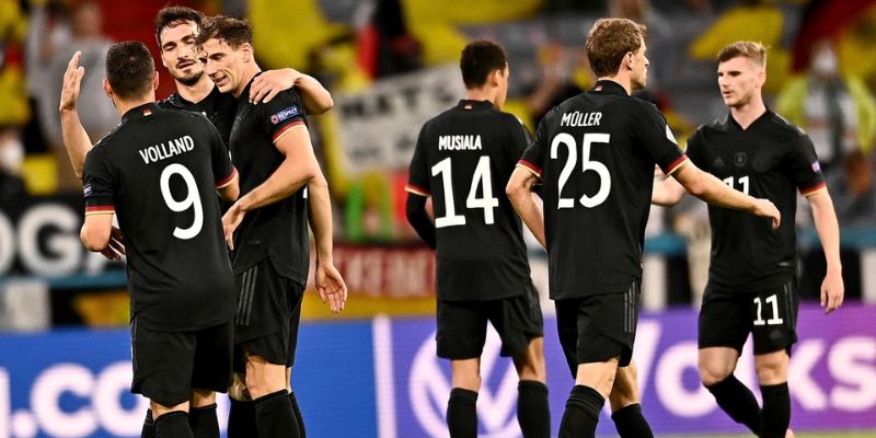Đội tuyển New Zealand thống trị châu Đại Dương và trở lại World Cup