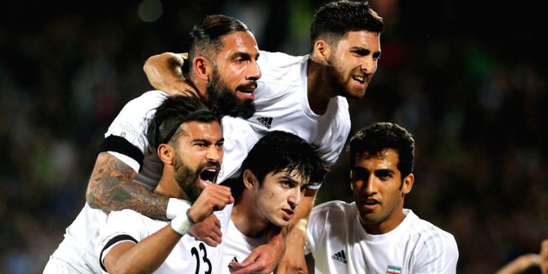 Teams photo of Iran before match