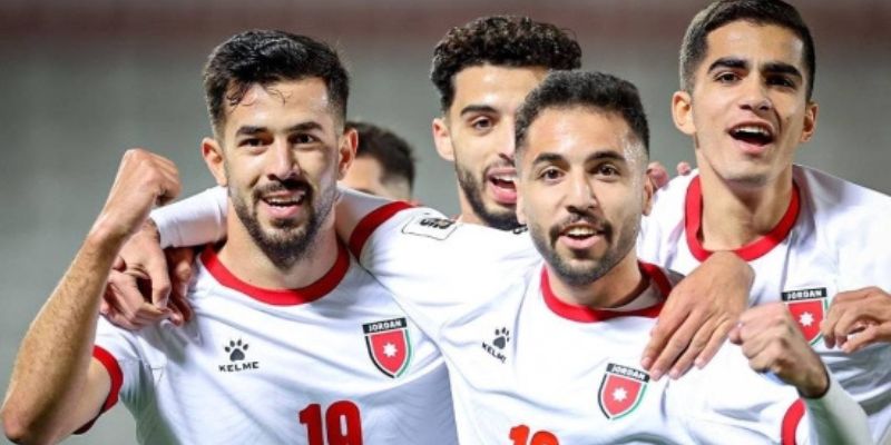 Teams photo of Jordan before match