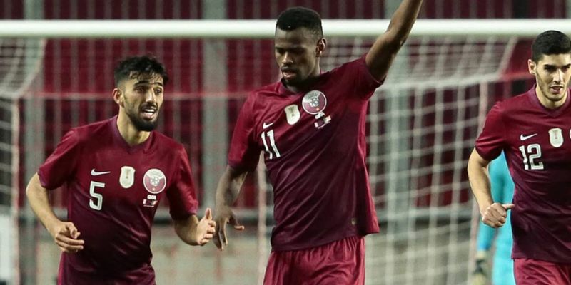 Qatar khó vượt qua vòng bảng với các đối thủ mạnh ở bảng B