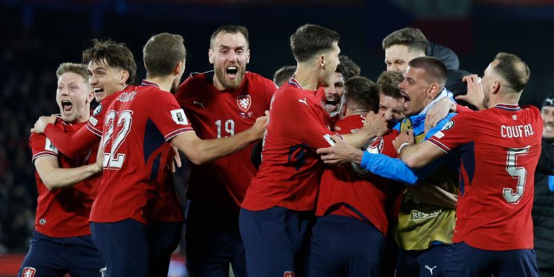 Điểm yếu Czech Republic nằm ở hàng công và kiểm soát bóng kém