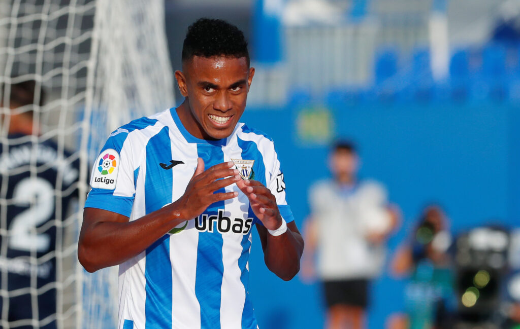 Yoel Barcenas tài năng trẻ của Panama