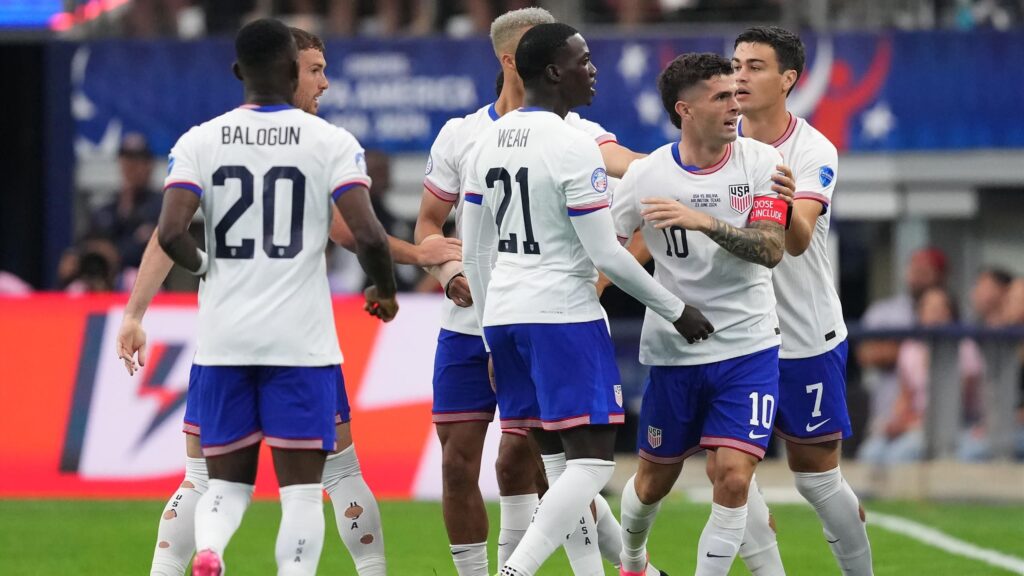 USA xuất sắc vượt qua vòng loại